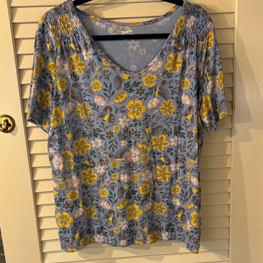 Duluth Trading Company Women's Floral Blouse - Blue and Yellow large